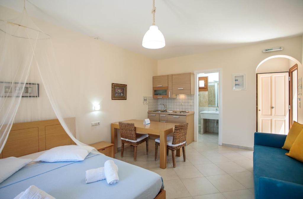 Margaritari Hotel Agia Anna  エクステリア 写真