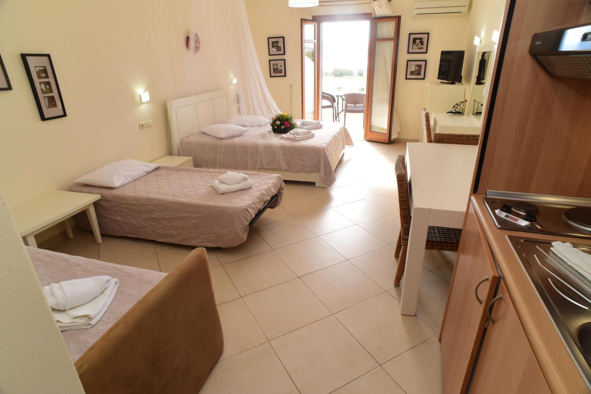 Margaritari Hotel Agia Anna  エクステリア 写真