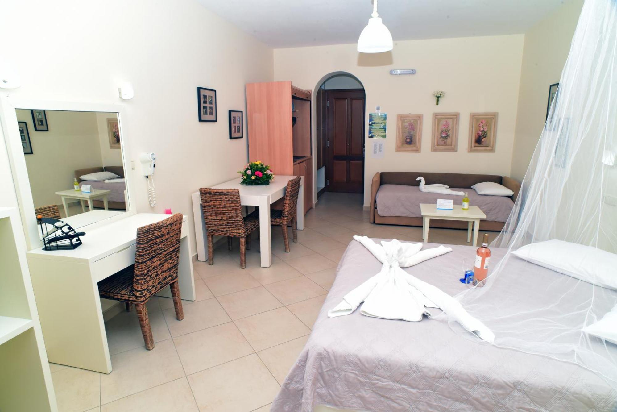 Margaritari Hotel Agia Anna  エクステリア 写真
